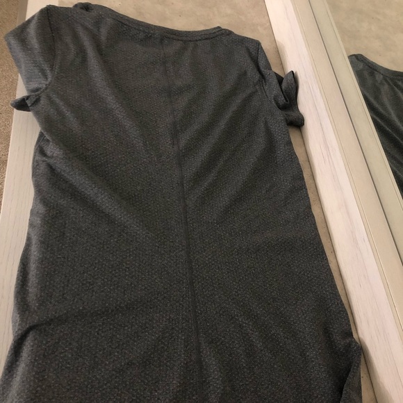 Underarmour women’s active t-shirt - Picture 2 of 2